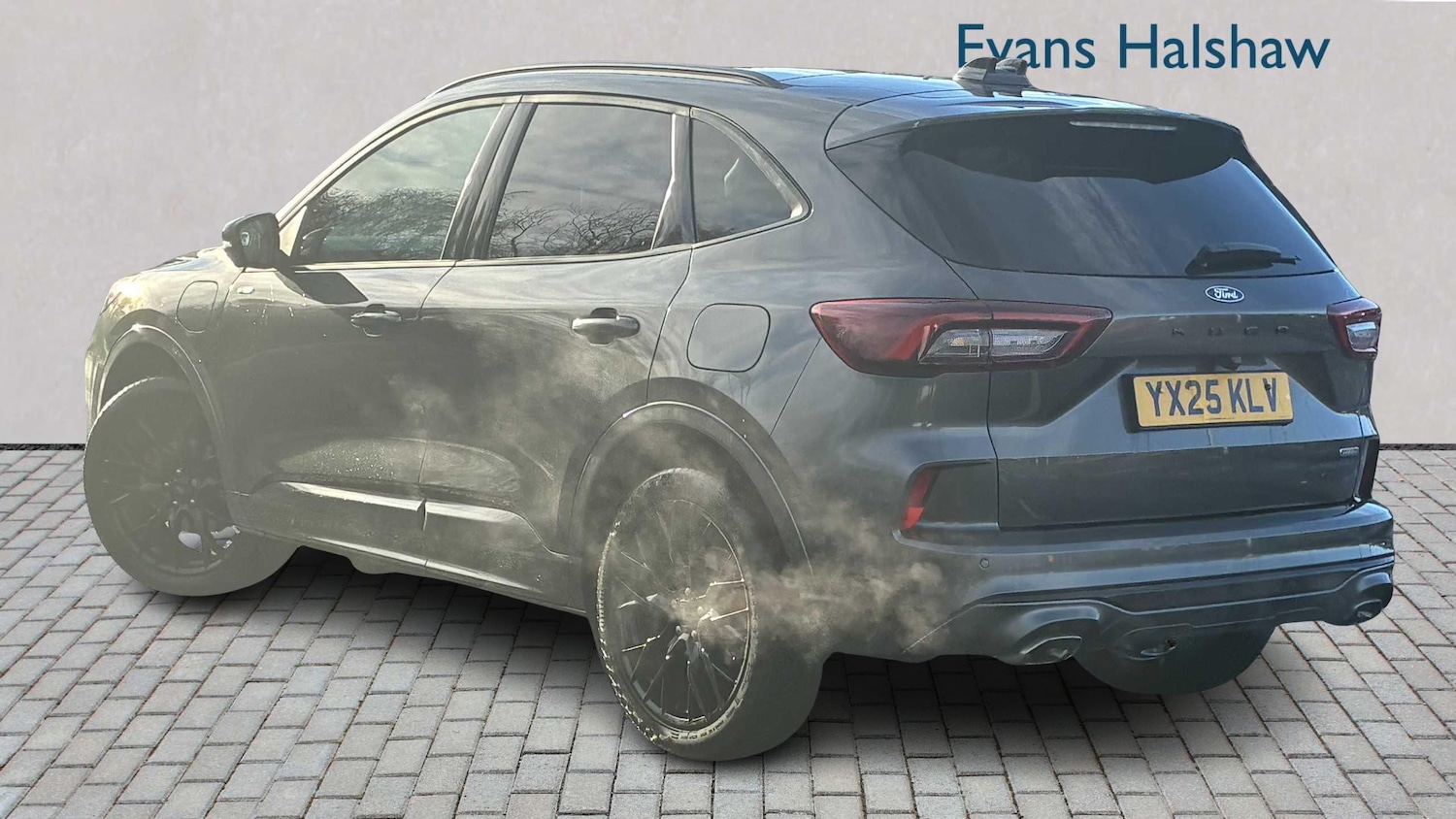 Used Ford Kuga 2025 for sale - 77134971: Photo 2