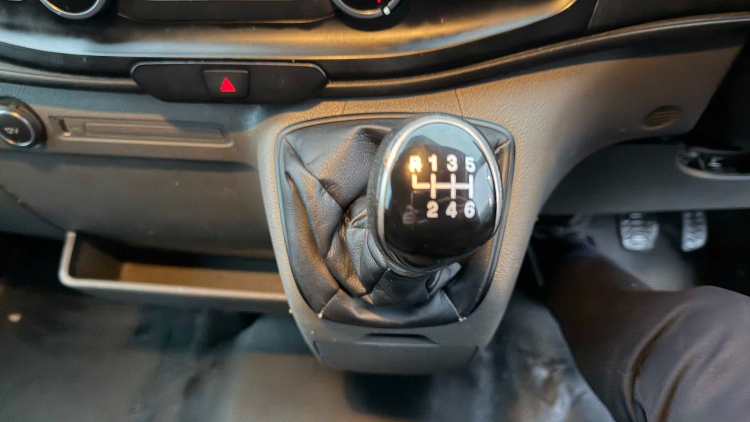 Used Ford Transit 2019 for sale - 76902302: Photo 8