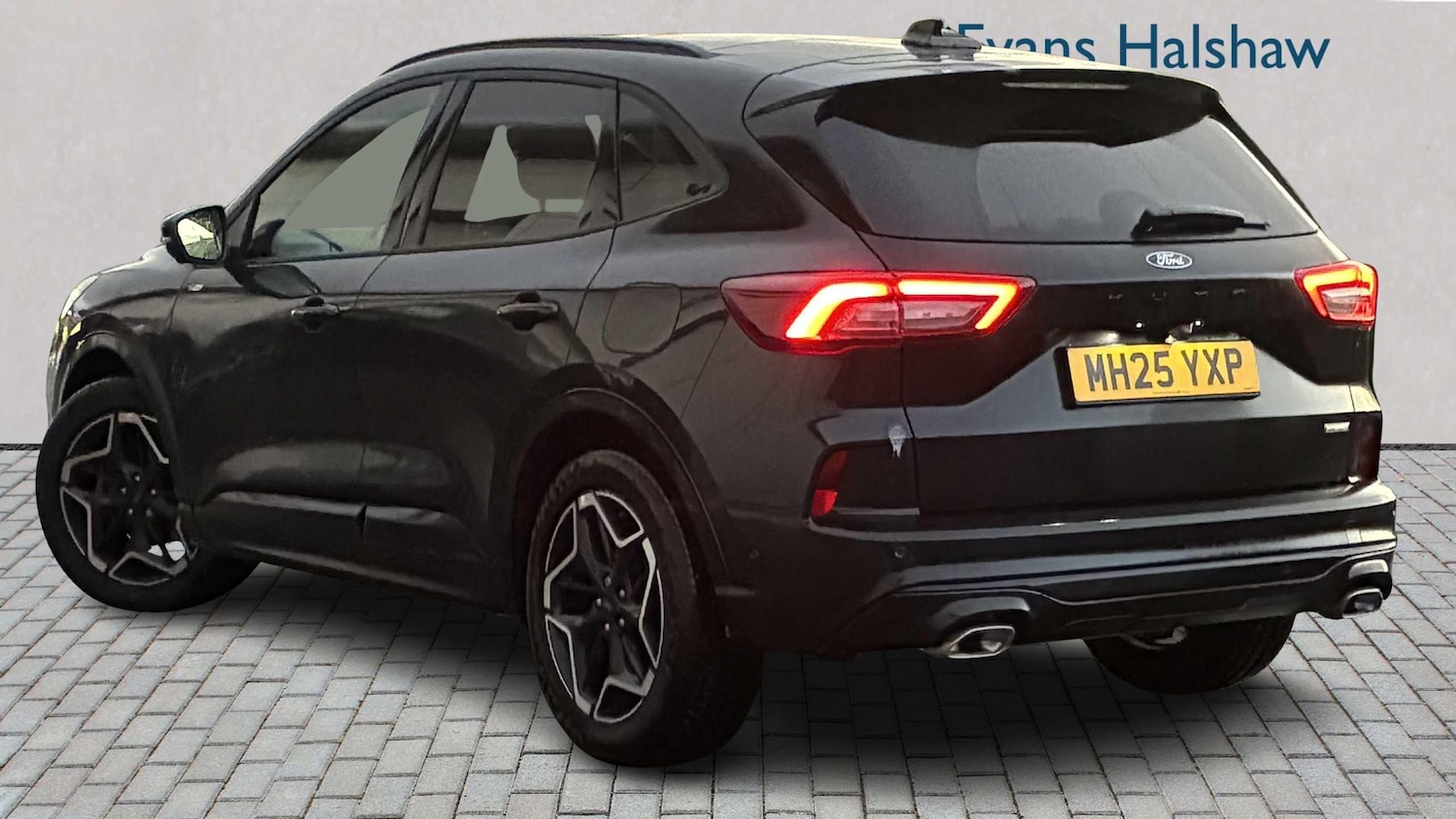 Used Ford Kuga 2025 for sale - 76705004: Photo 2