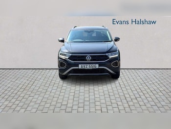 Used Volkswagen T-Roc 2023 for sale - 79190172: Photo