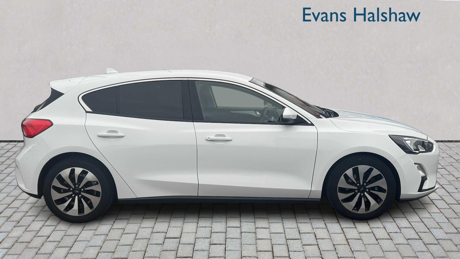 Used Ford Focus 2019 for sale - 76401408: Photo 6