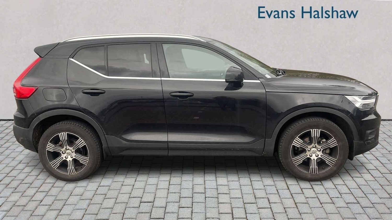 Used Volvo XC40 2018 for sale - 77686424: Photo 4