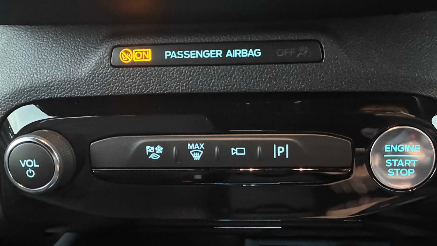 Used Ford Kuga 2024 for sale - 76789421: Photo 27