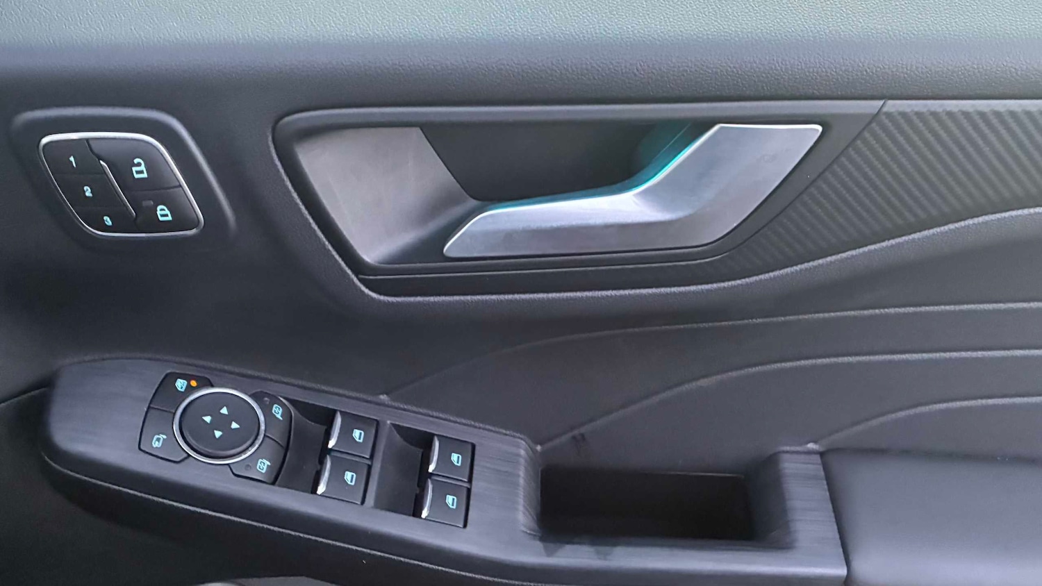 Used Ford Kuga 2024 for sale - 76789421: Photo 35