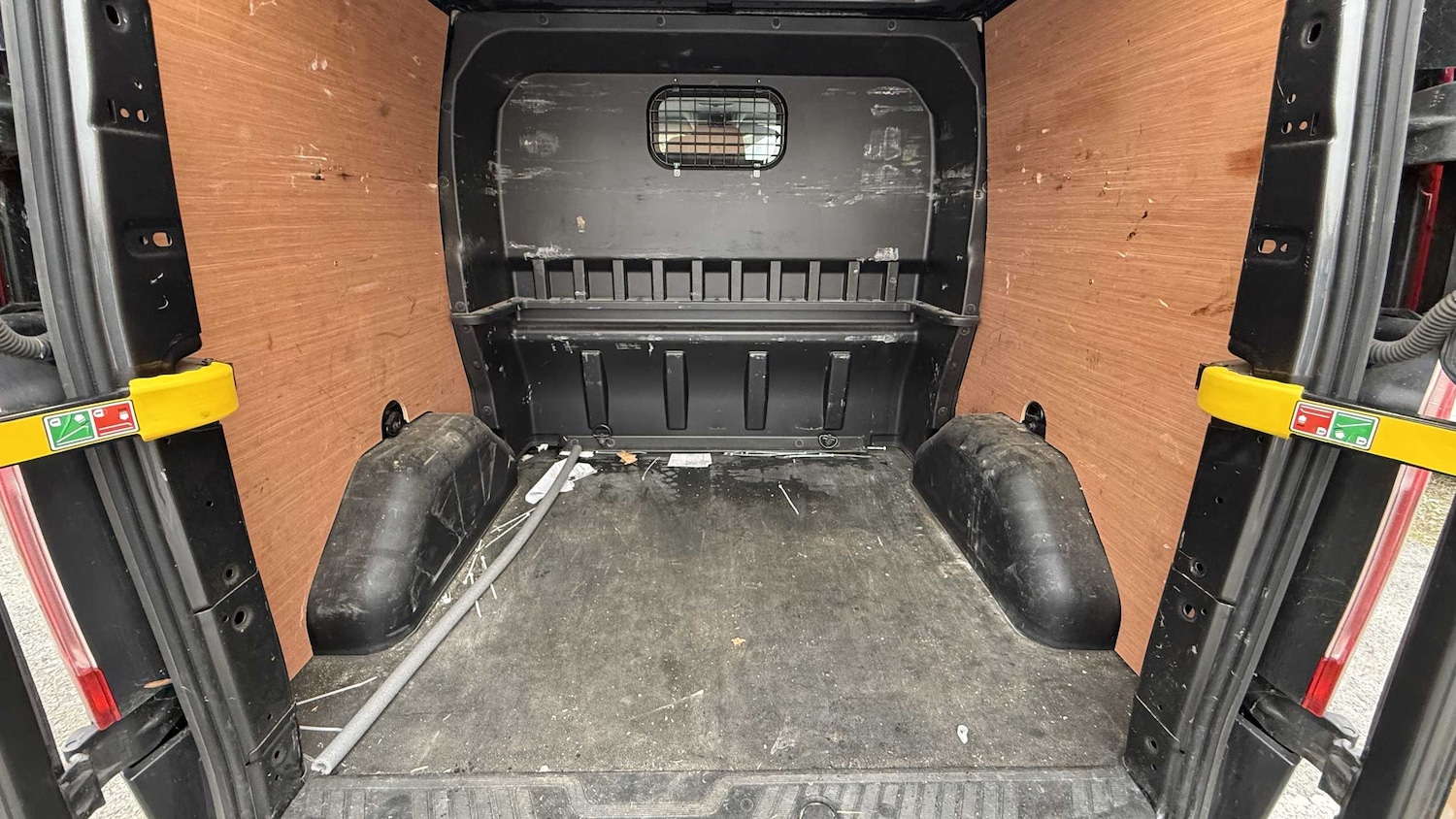 Used Ford Transit Custom 2022 for sale - 76329286: Photo 2