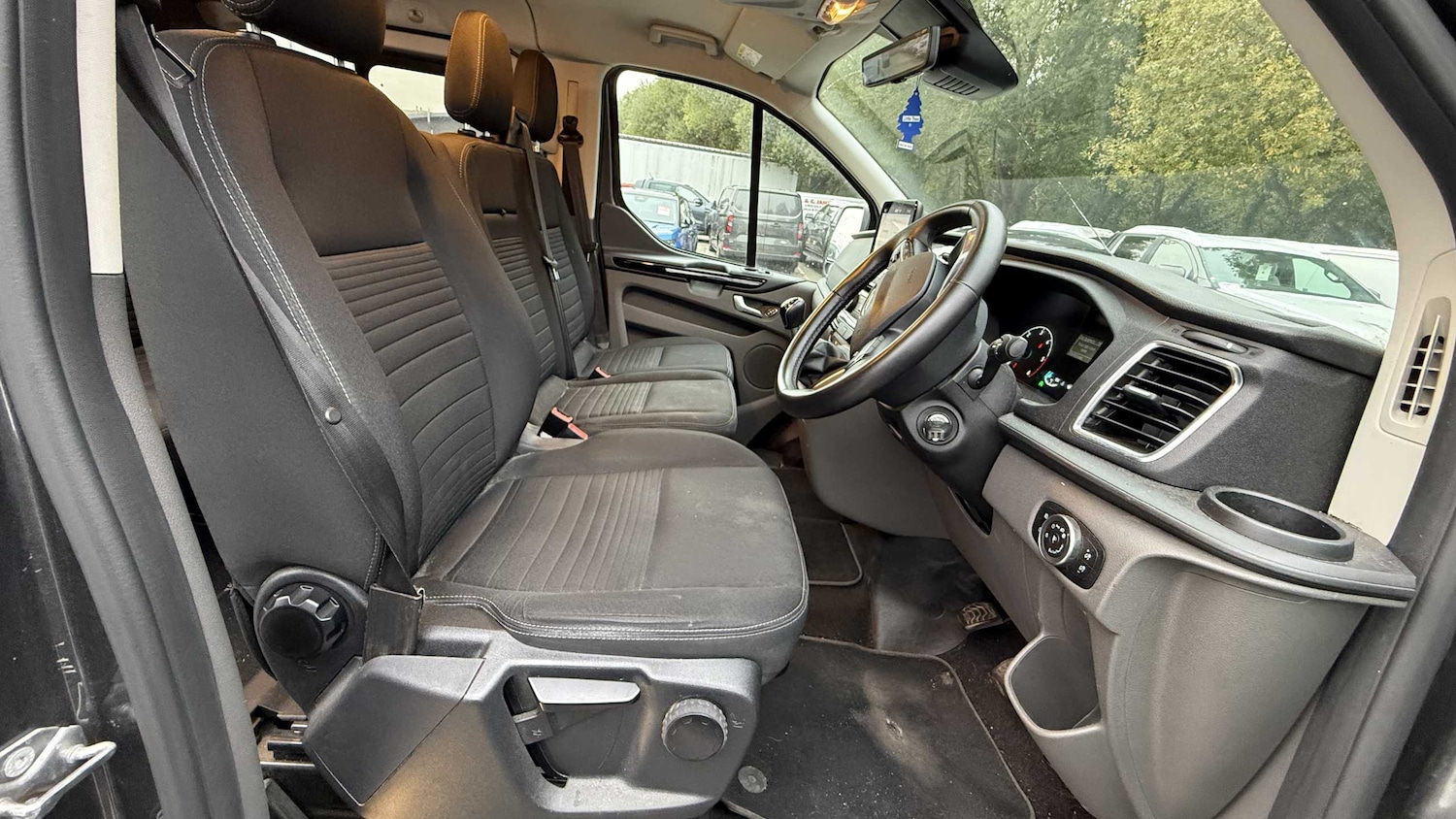 Used Ford Transit Custom 2022 for sale - 76329286: Photo 4