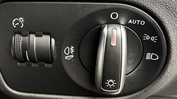 Used Audi A1 2015 for sale - 76286467: Photo 30