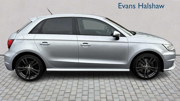 Used Audi A1 2015 for sale - 76286467: Photo 3