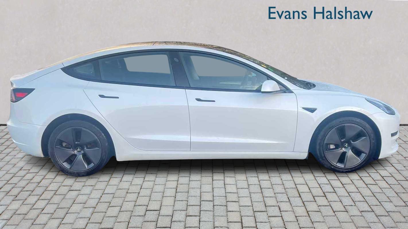 Used Tesla Model 3 2021 for sale - 76732306: Photo 4