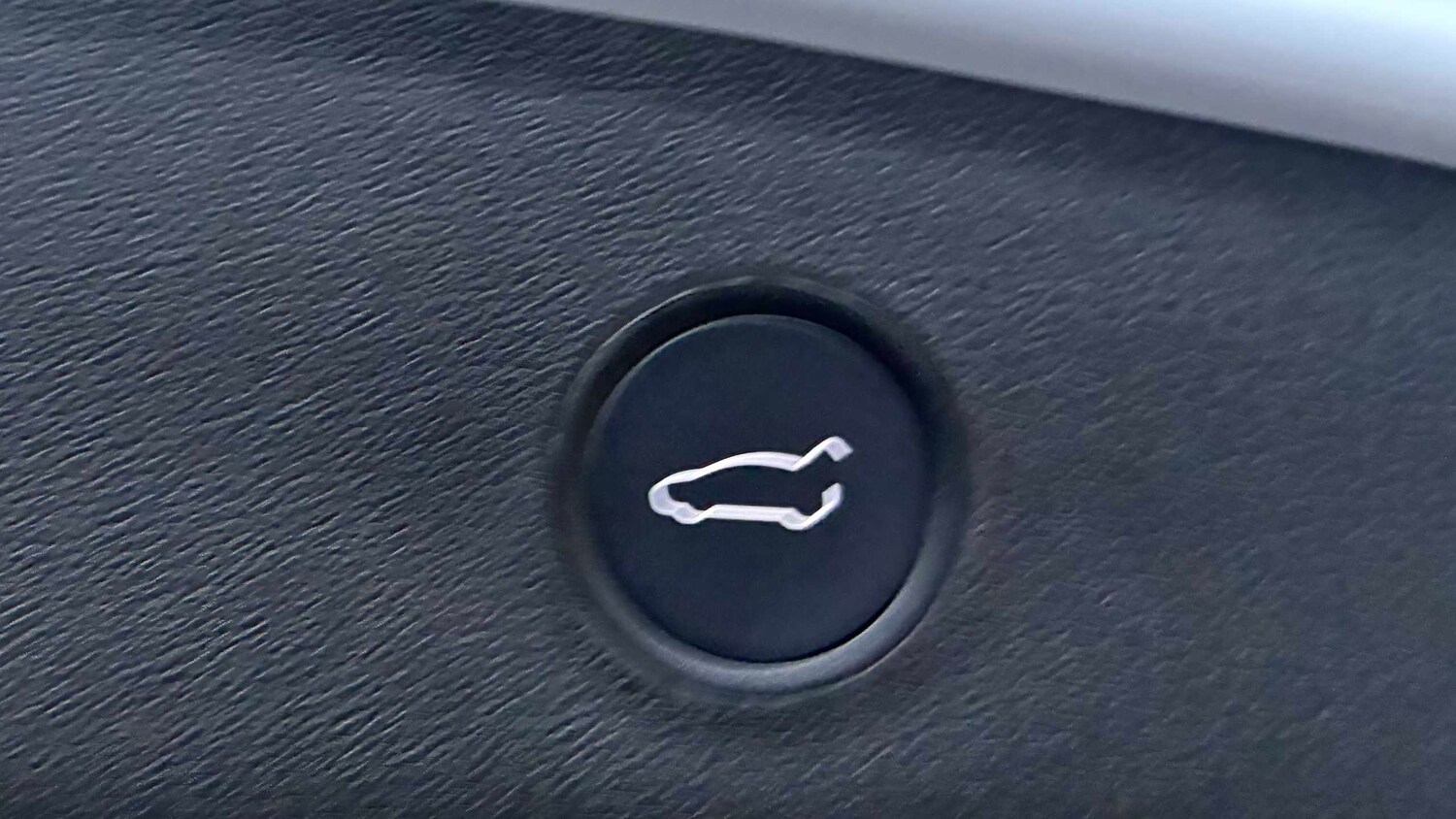 Used Tesla Model 3 2021 for sale - 76732306: Photo 8