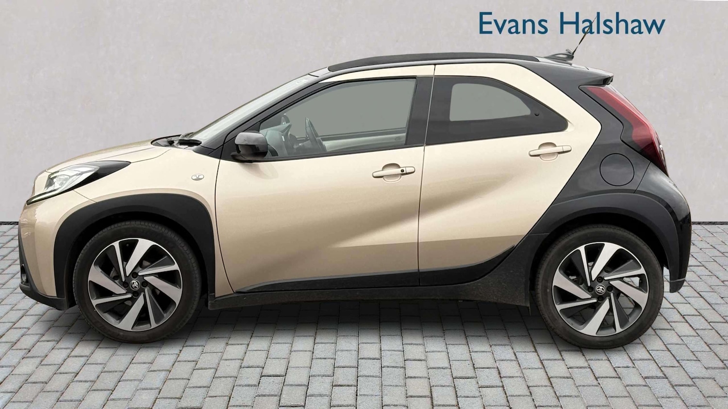 Used Toyota Aygo X 2022 for sale - 78119034: Photo 6