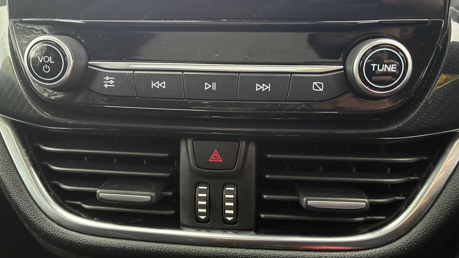 Used Ford Fiesta 2018 for sale - 76390658: Photo 23