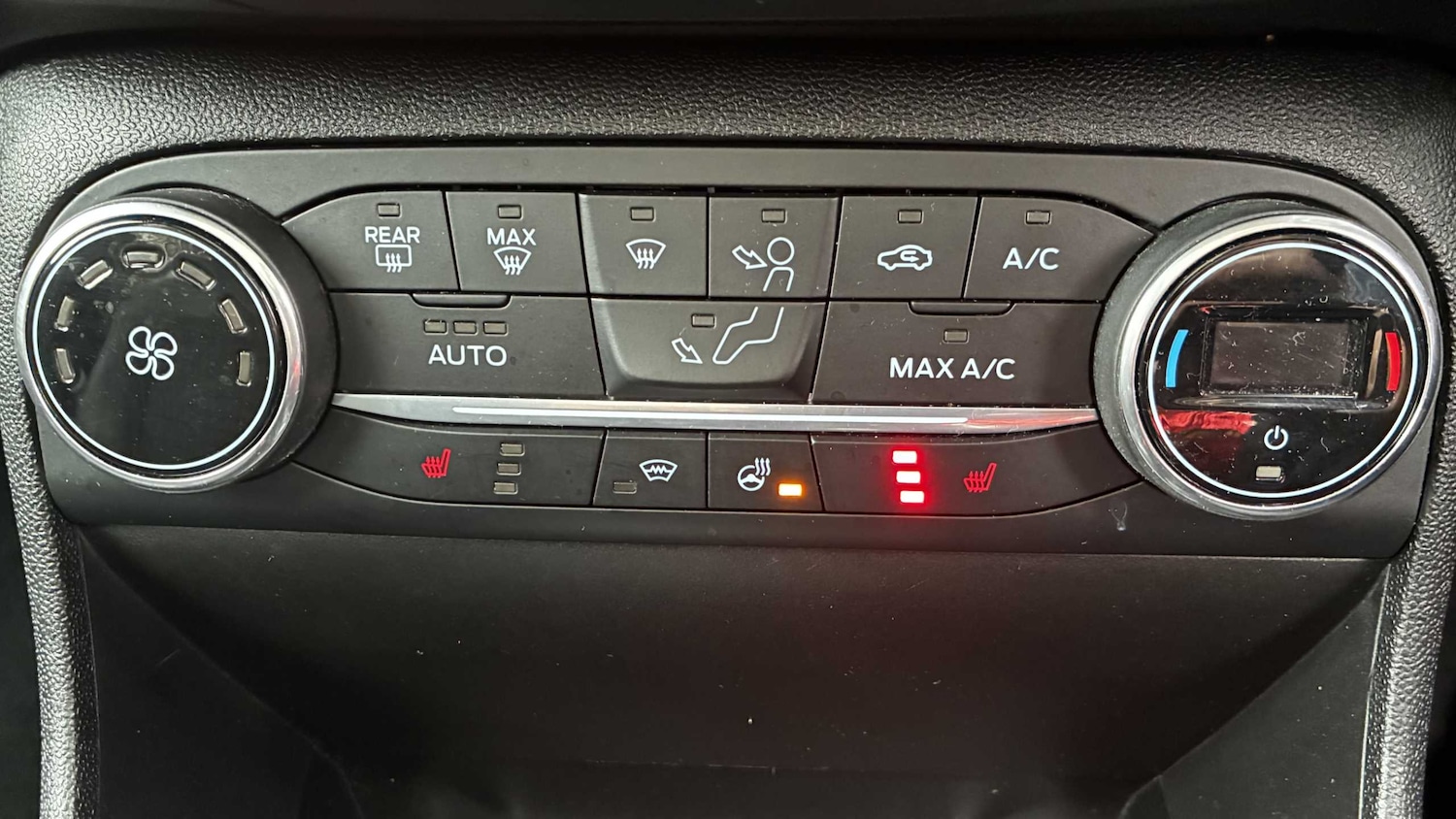 Used Ford Fiesta 2018 for sale - 76390658: Photo 24