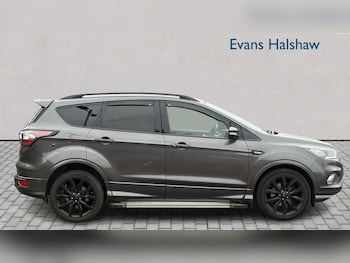 Used Ford Kuga 2017 for sale - 76339602: Photo 4
