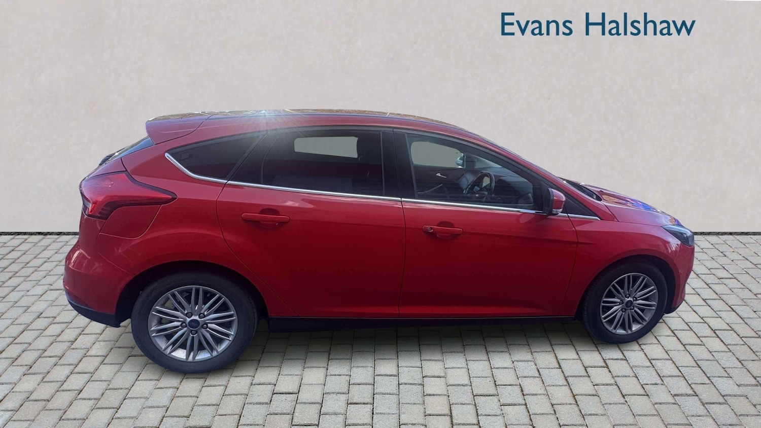 Used Ford Focus 2017 for sale - 78149131: Photo 4