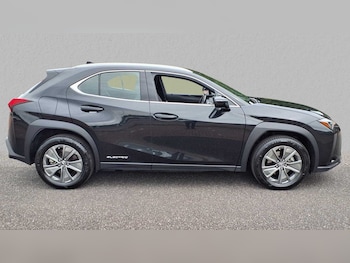 Used Lexus UX 2022 for sale - 75317628: Photo