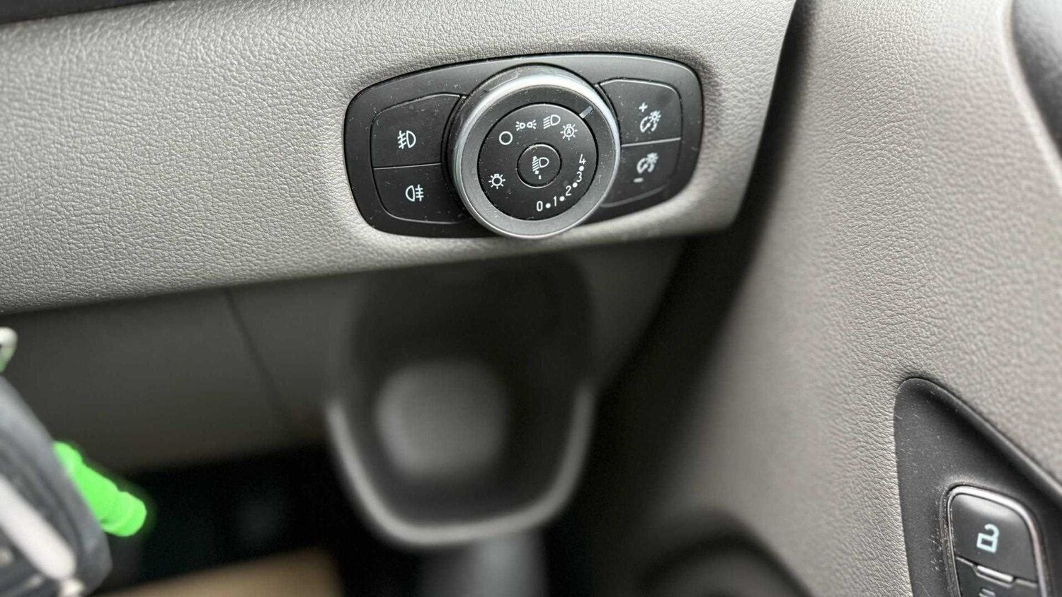 Vehicle 28