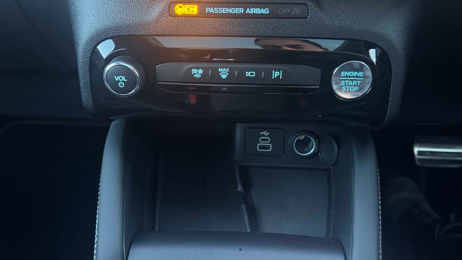 Used Ford Kuga 2025 for sale - 76804780: Photo 34