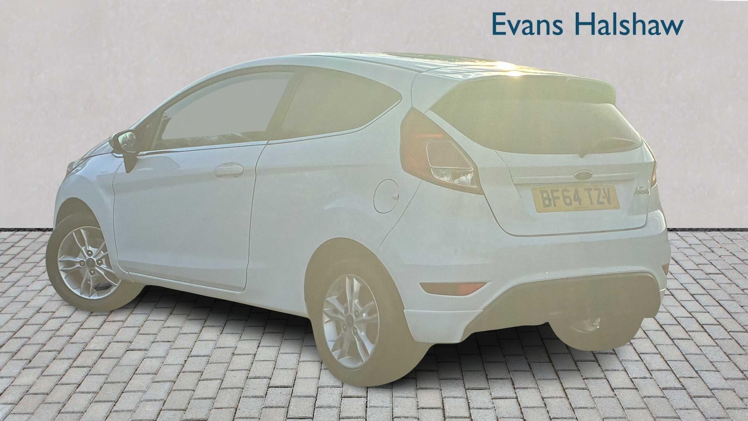 Used Ford Fiesta 2014 for sale - 77103096: Photo 2