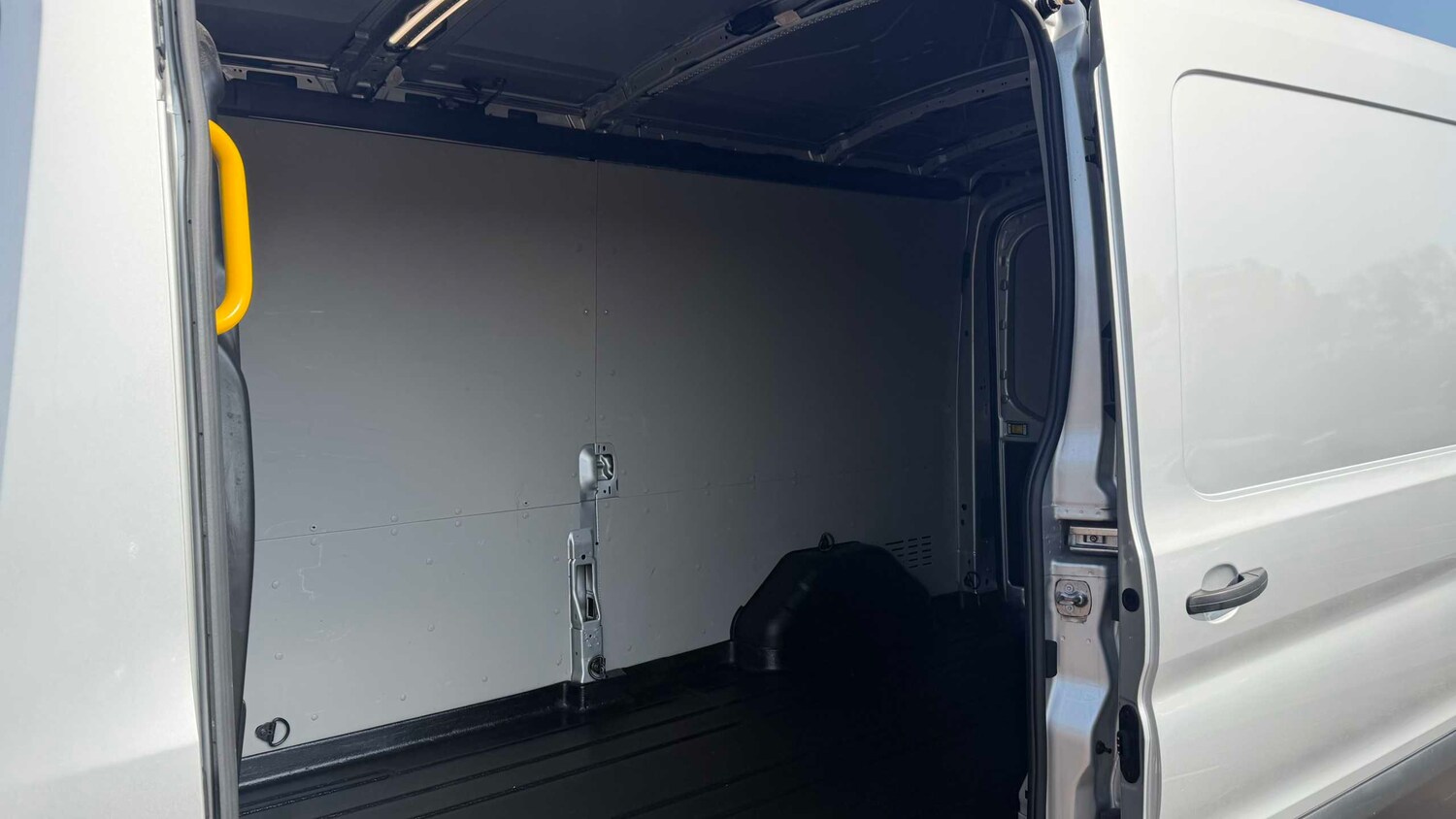 Used Ford Transit 2024 for sale - 77960719: Photo 17