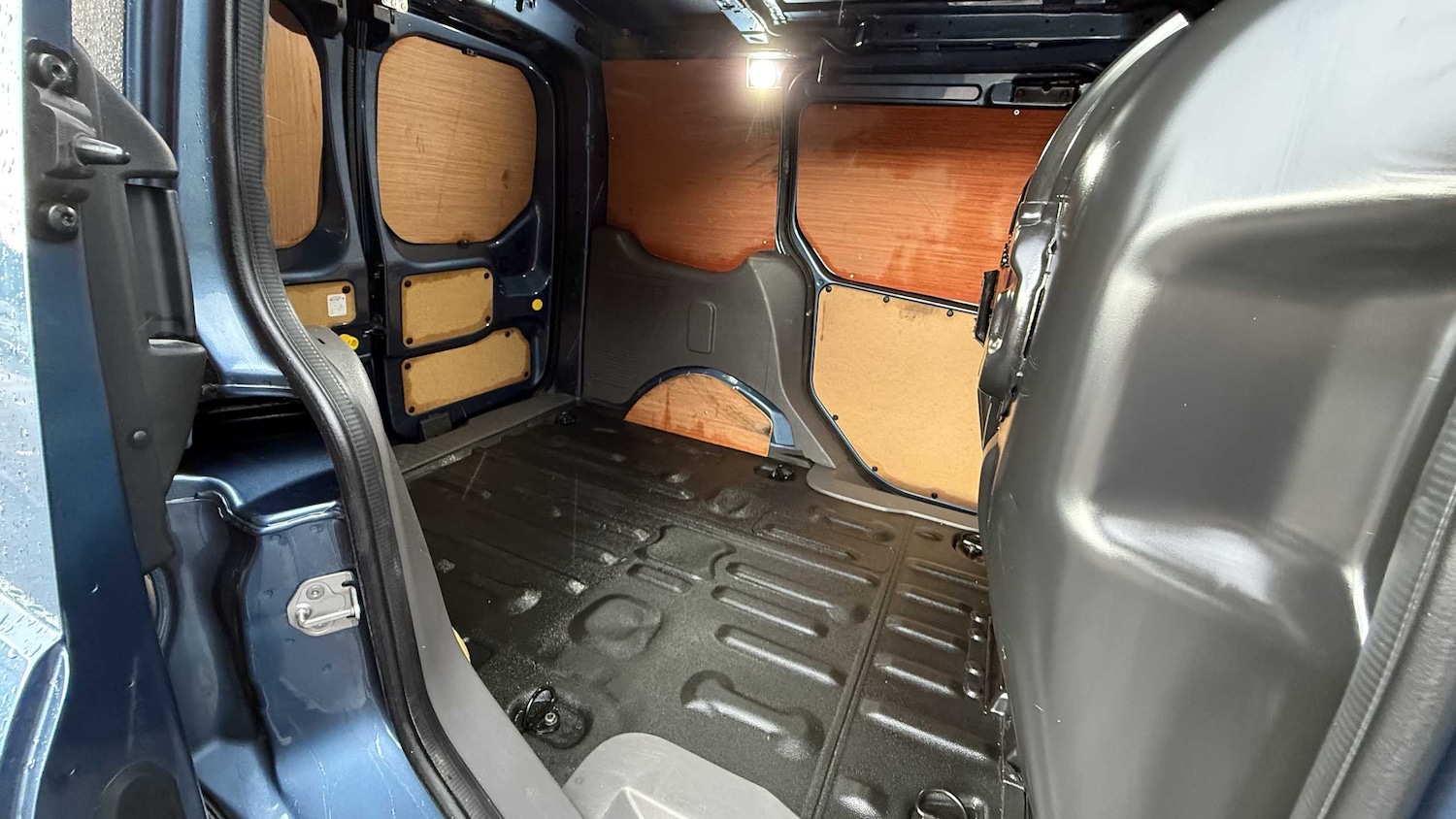 Used Ford Transit Connect 2023 for sale - 75772268: Photo 18