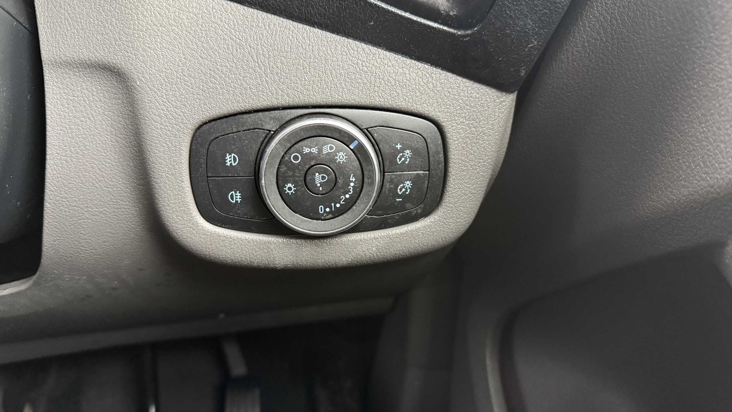 Used Ford Transit Connect 2023 for sale - 75772268: Photo 33