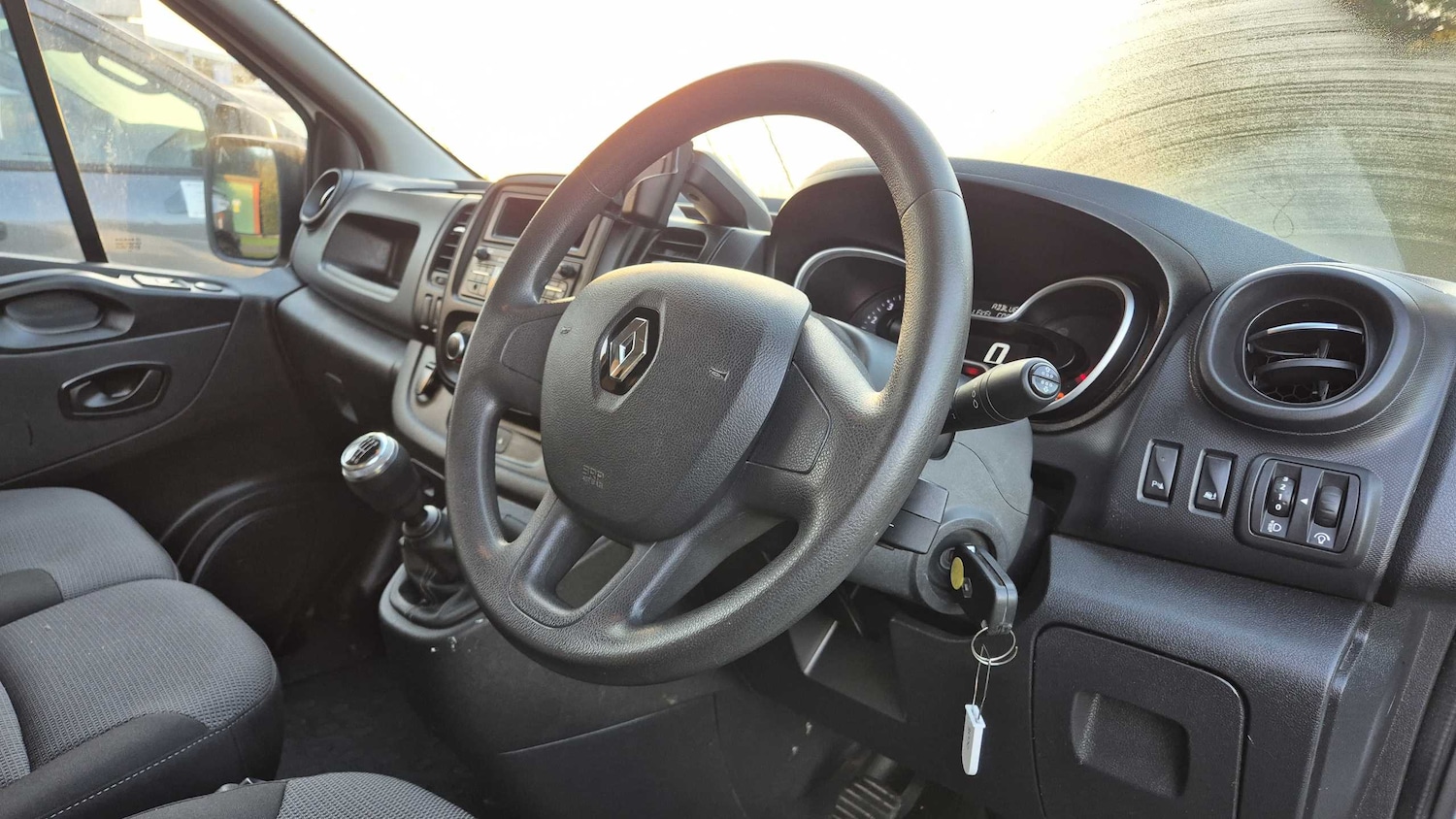 Used Renault Trafic 2021 for sale - 76378802: Photo 6