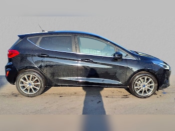 Used Ford Fiesta 2018 for sale - 75417997: Photo