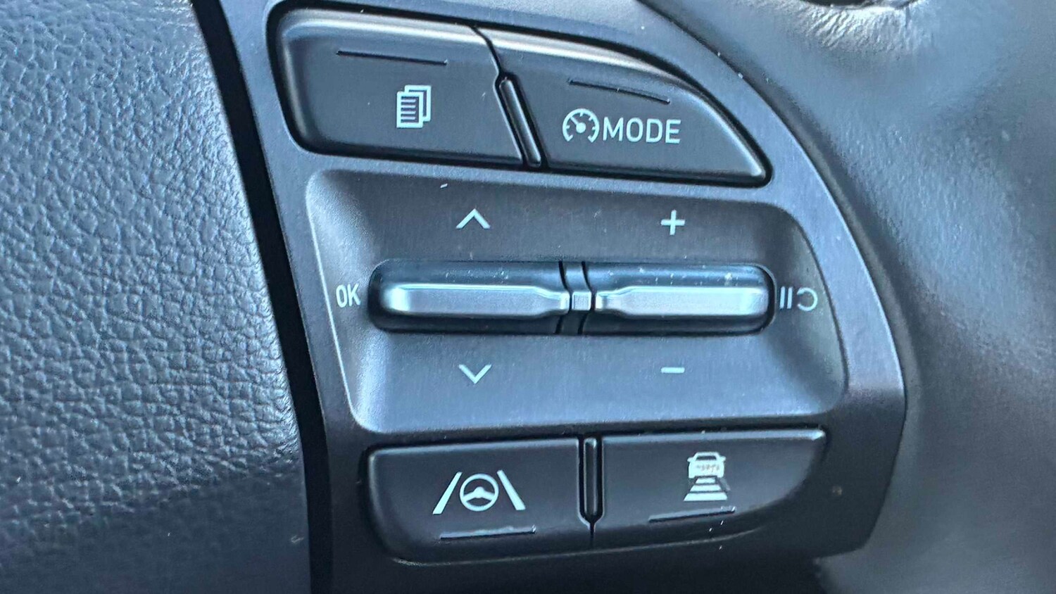 Used Hyundai KONA 2022 for sale - 76636761: Photo 31