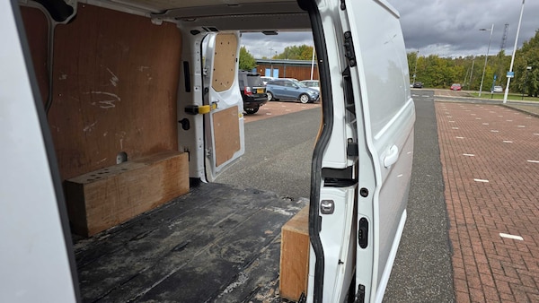 Used Ford Transit Custom 2023 for sale - 75566530: Photo 10