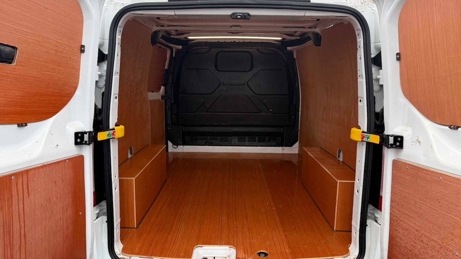 Used Ford Transit Custom 2023 for sale - 75566530: Photo 11