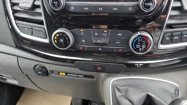 Used Ford Transit Custom 2023 for sale - 75566530: Photo 29
