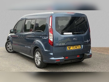 Used Ford Grand Tourneo Connect 2020 for sale - 75903406: Photo