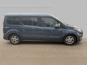 Used Ford Grand Tourneo Connect 2020 for sale - 75903406: Photo