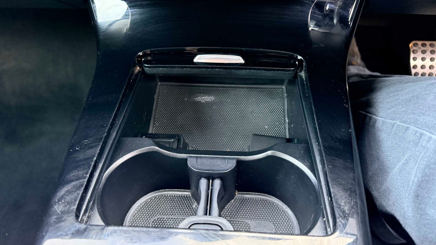 Used Mercedes-Benz A-Class 2019 for sale - 76889845: Photo 34