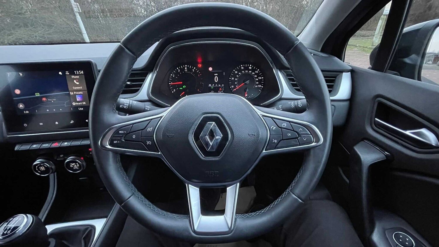 Used Renault Captur 2022 for sale - 76789285: Photo 17