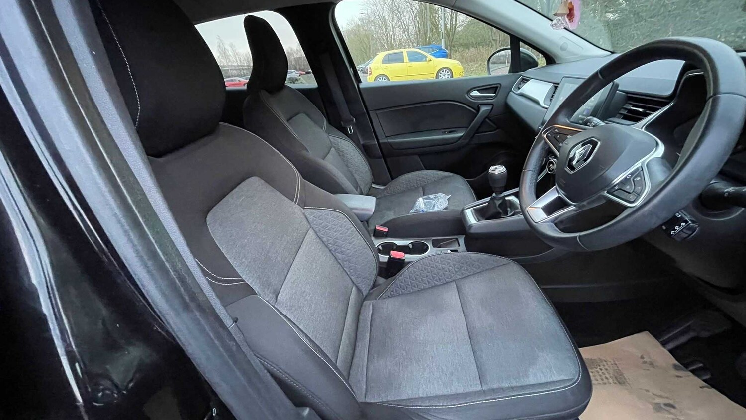 Used Renault Captur 2022 for sale - 76789285: Photo 18