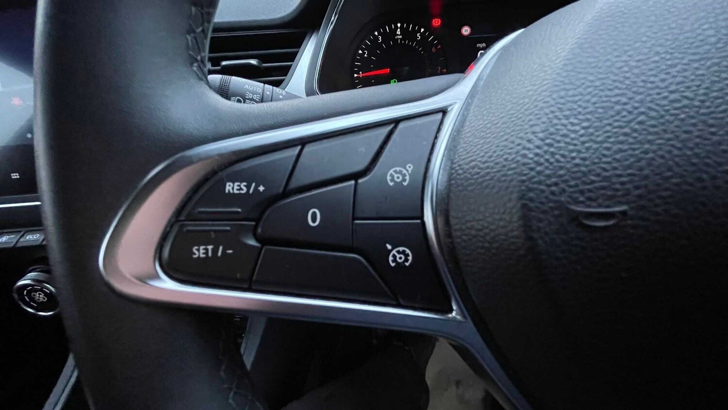 Used Renault Captur 2022 for sale - 76789285: Photo 19