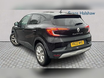 Used Renault Captur 2022 for sale - 76789285: Photo