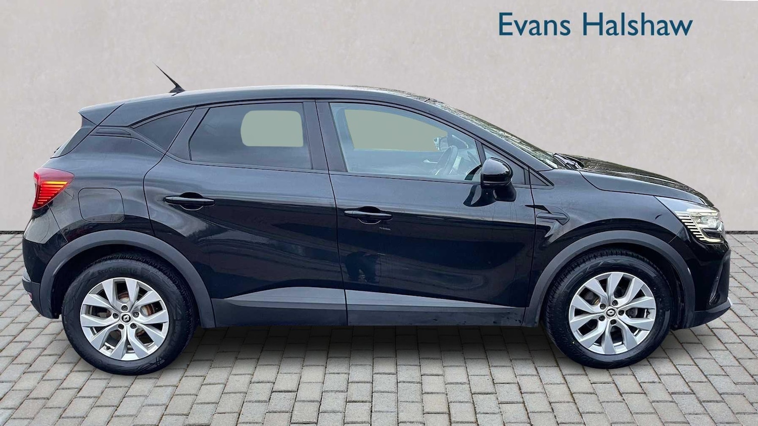 Used Renault Captur 2022 for sale - 76789285: Photo 3