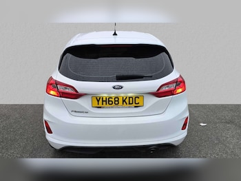 Used Ford Fiesta 2019 for sale - 76156235: Photo 4