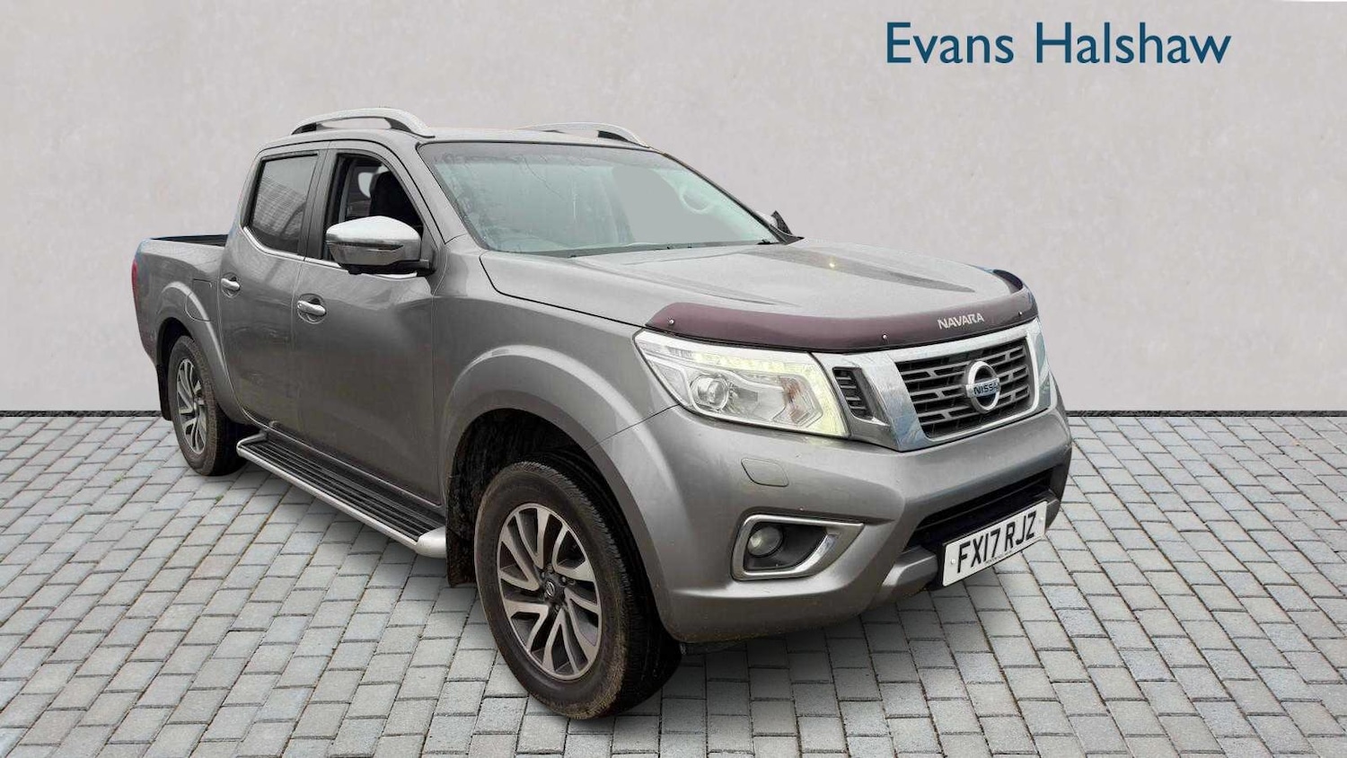 Used Nissan Navara 2017 for sale - 77553007: Photo 2