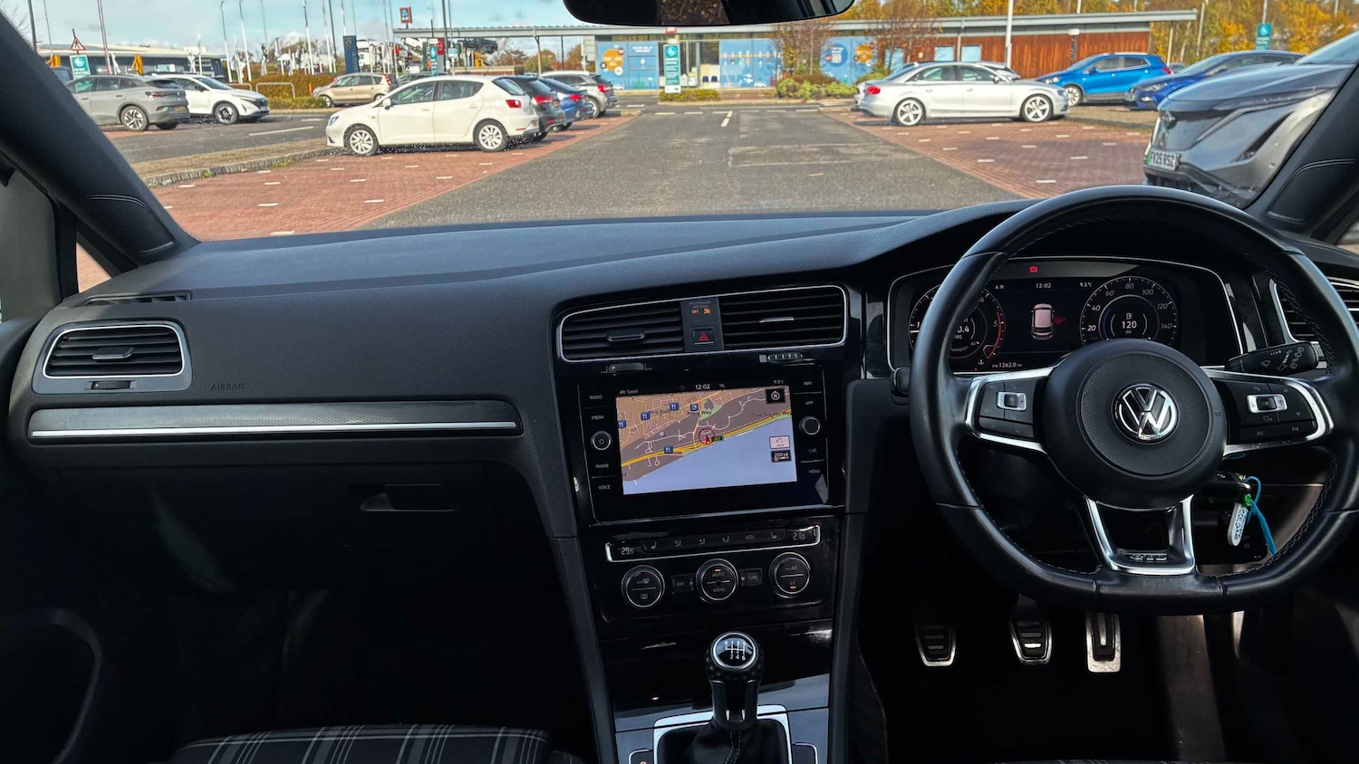 Used Volkswagen Golf 2018 for sale - 76272253: Photo 11