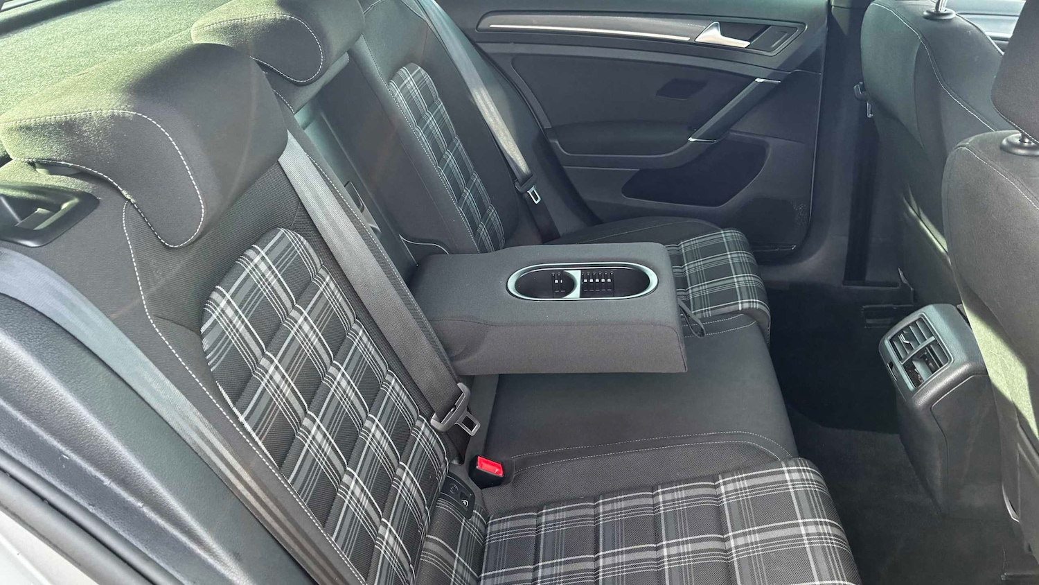 Used Volkswagen Golf 2018 for sale - 76272253: Photo 8