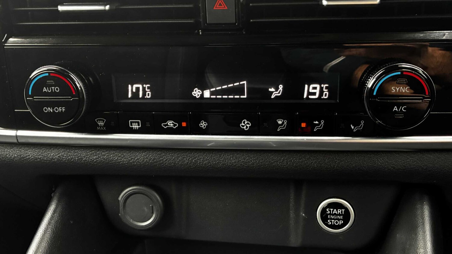 Used Nissan Qashqai 2022 for sale - 76156204: Photo 21