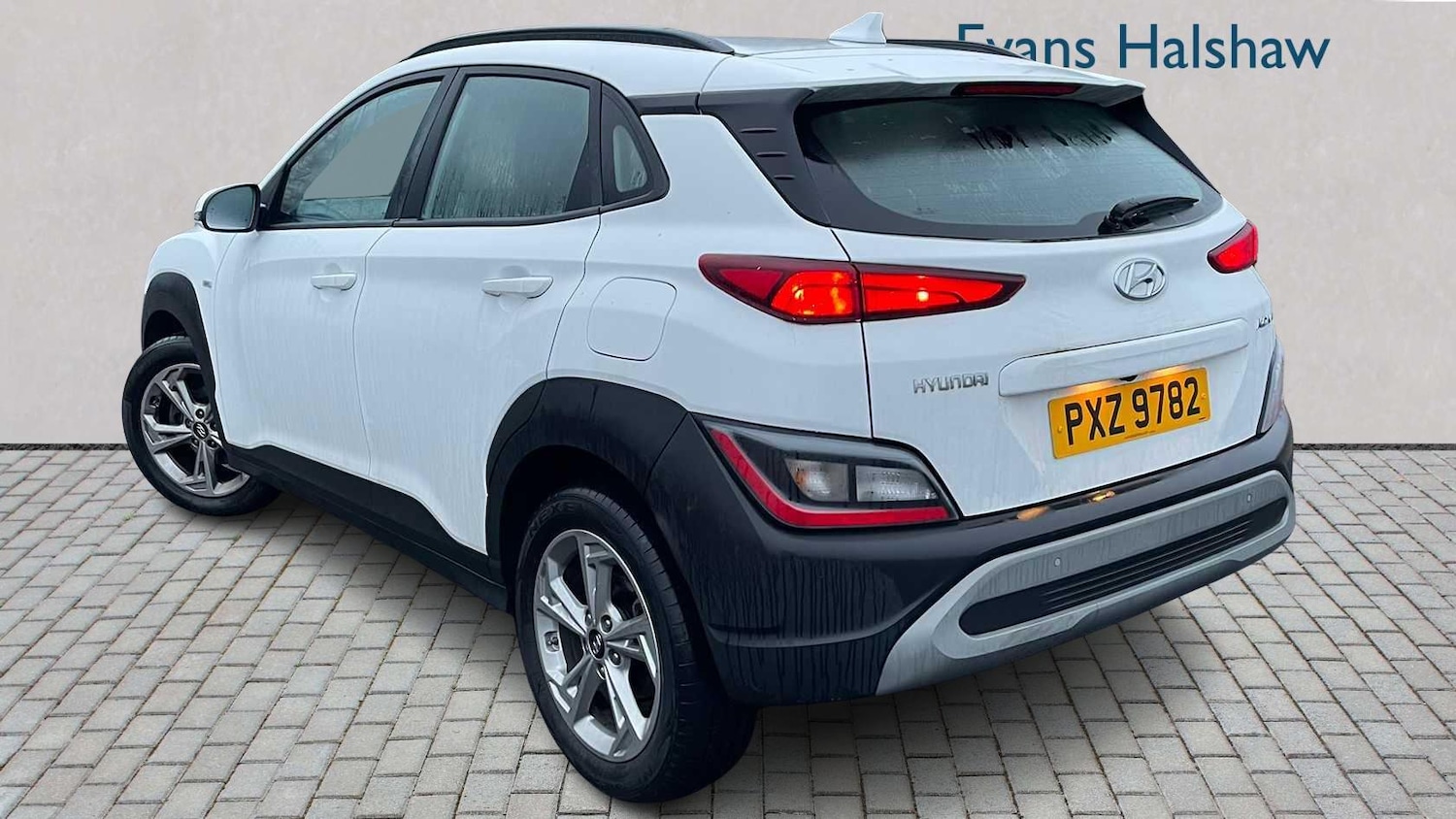Used Hyundai KONA 2021 for sale - 77270262: Photo 2