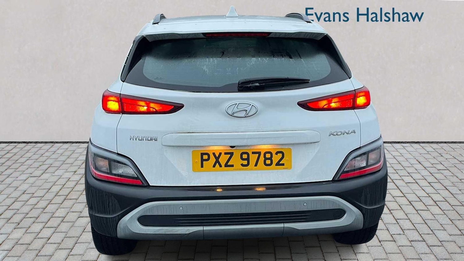 Used Hyundai KONA 2021 for sale - 77270262: Photo 4