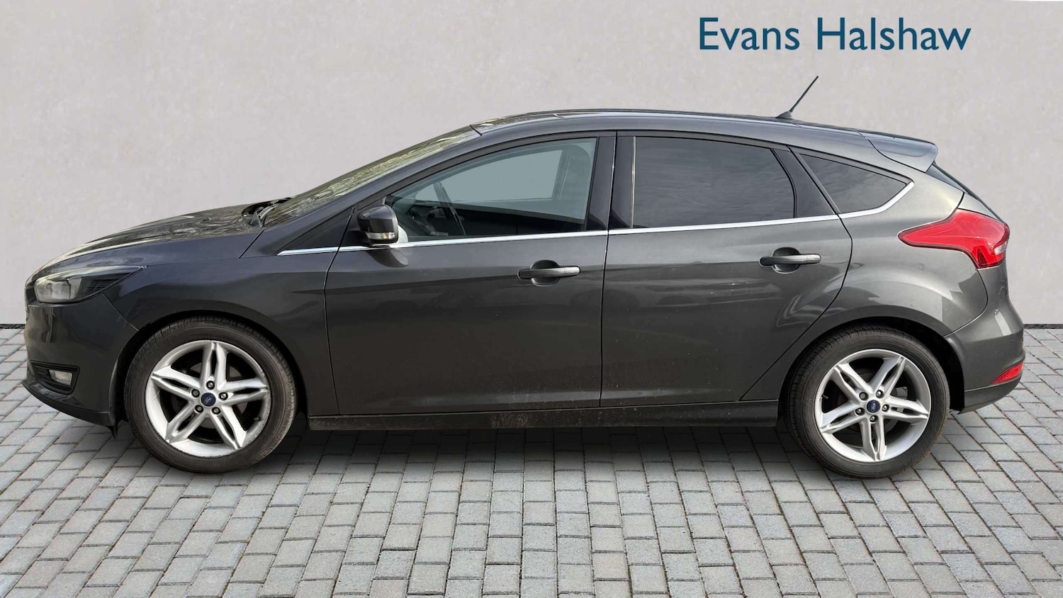 Used Ford Focus 2017 for sale - 78037378: Photo 6