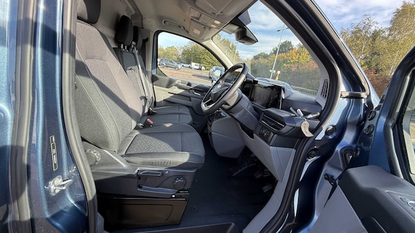 Used Ford Transit Custom 2024 for sale - 76230429: Photo 26