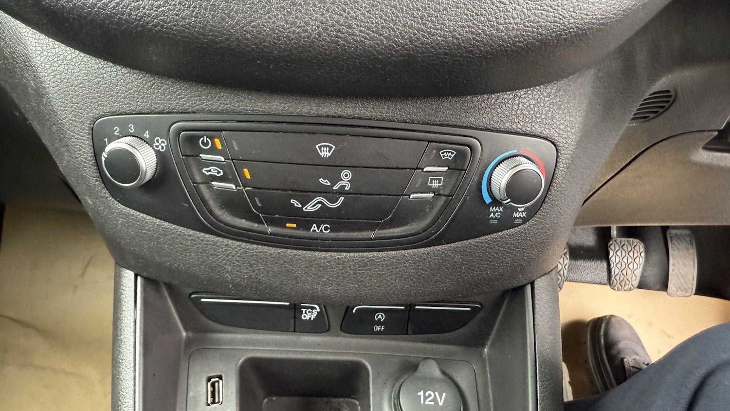 Vehicle 27